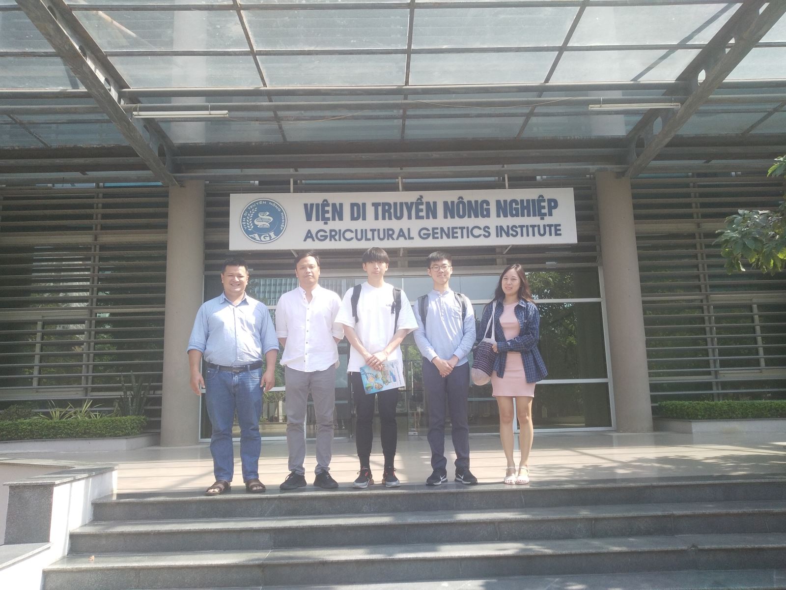 Đoàn cán bộ Nghiên cứu Khoa học thuộc Dự án Nông nghiệp Quốc tế Hàn Quốc tại Việt Nam (KOPIA) đến thăm và làm việc tại Viện Di truyền Nông nghiệp